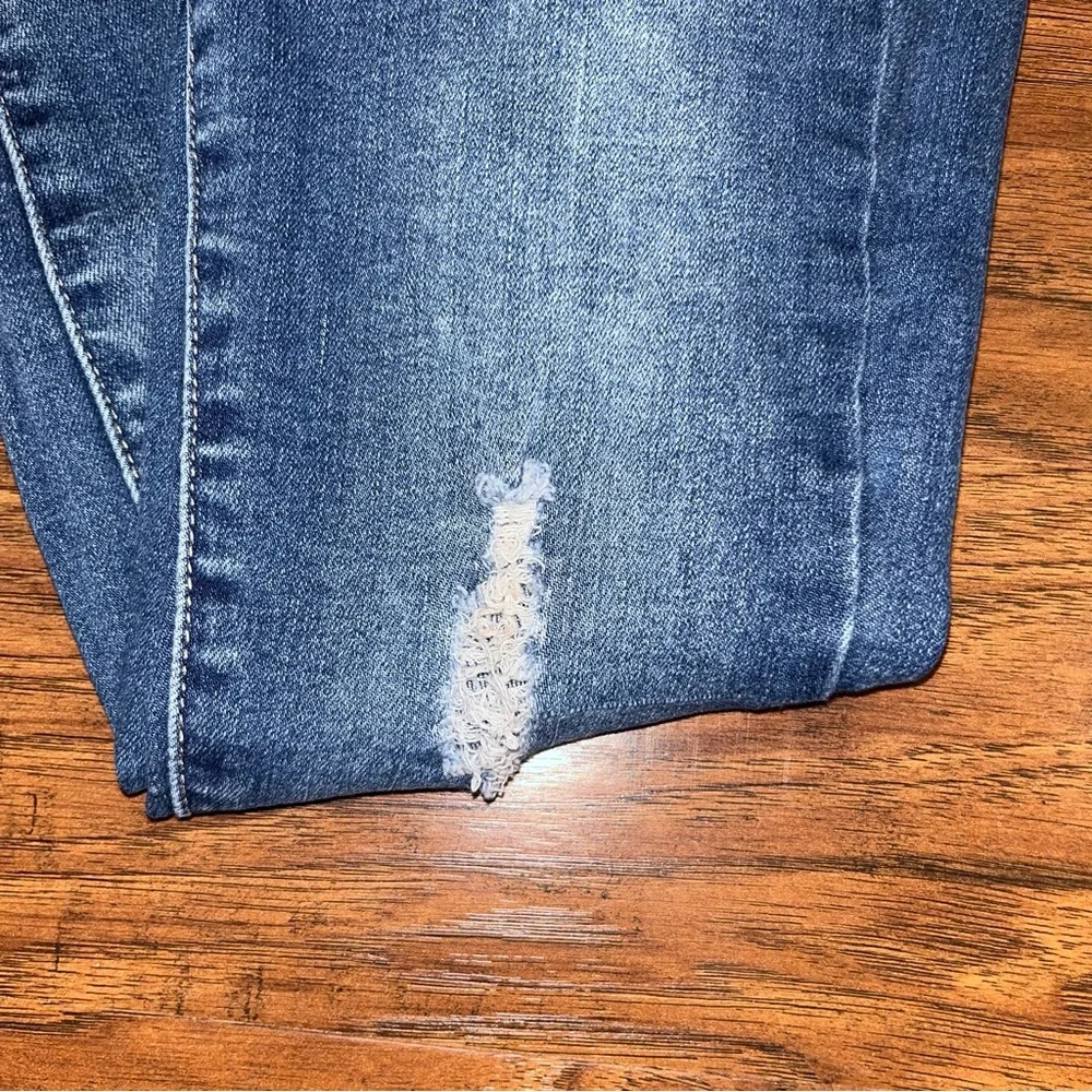 YMI trendy distressed